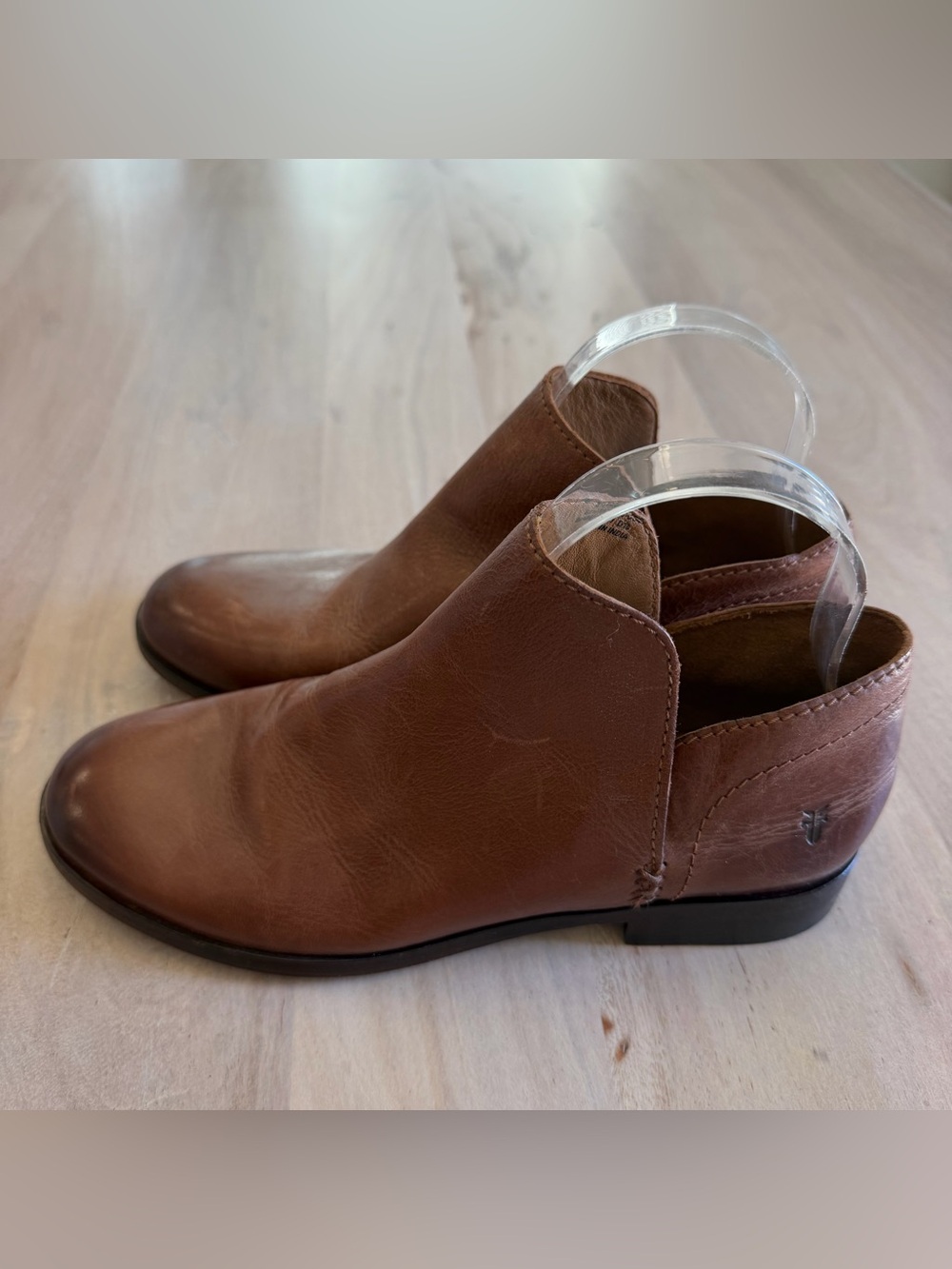Frye Elyssa Shootie Ankle Boots Cognac Brown Waxed Leather Size 8
